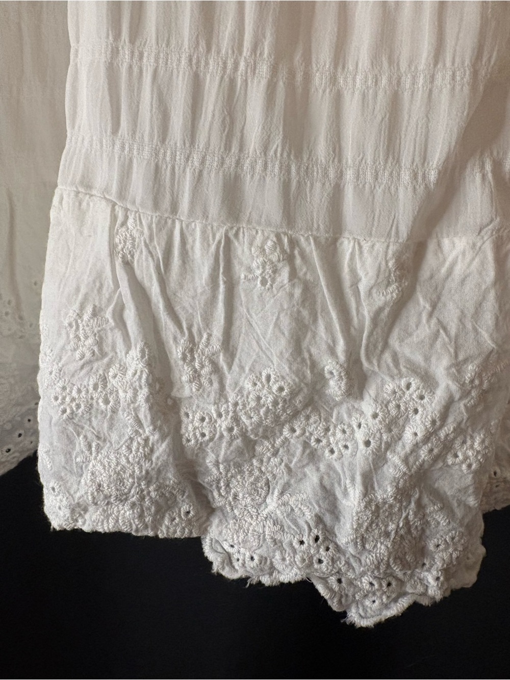 Dress - Picture 5 of 5